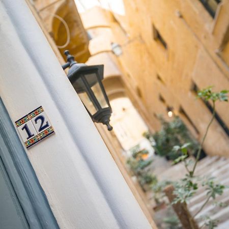 Valletta Most Central Studio Apartment 16Th-Century Building Kültér fotó
