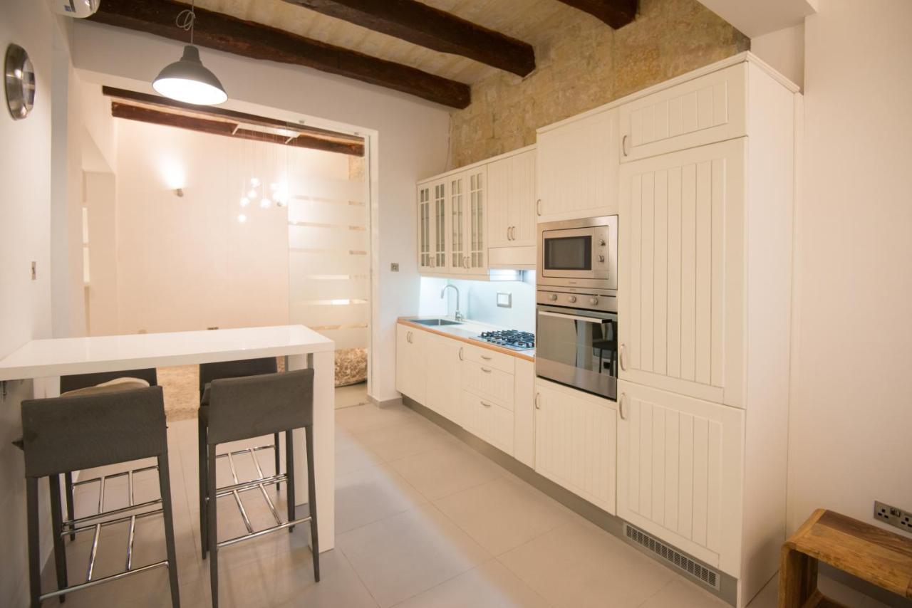 Valletta Most Central Studio Apartment 16Th-Century Building Kültér fotó