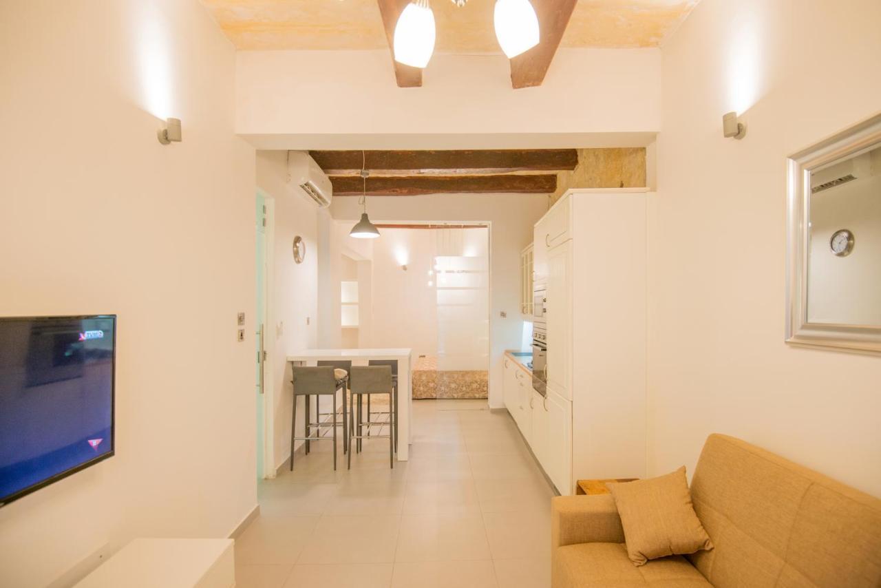 Valletta Most Central Studio Apartment 16Th-Century Building Kültér fotó