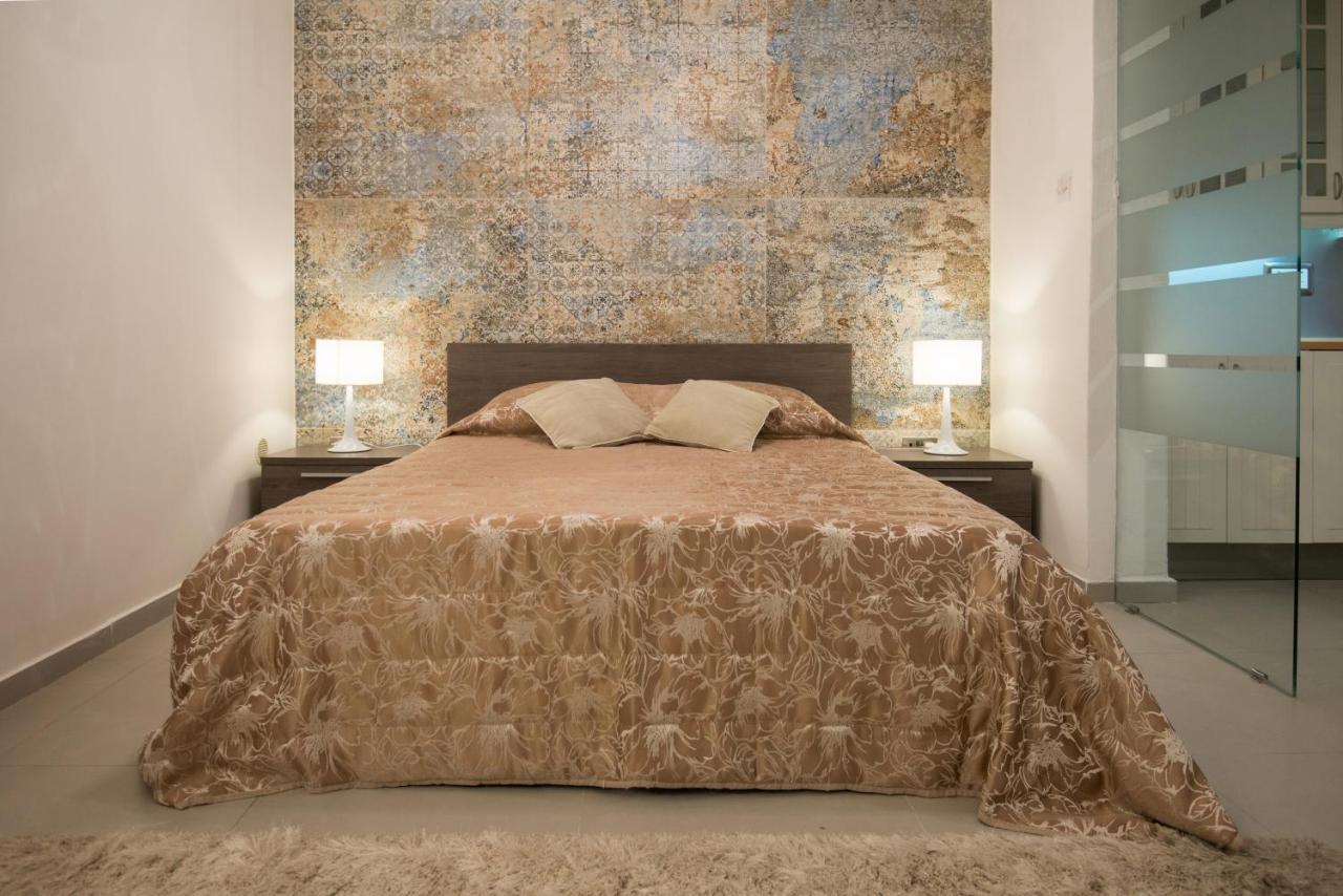 Valletta Most Central Studio Apartment 16Th-Century Building Kültér fotó